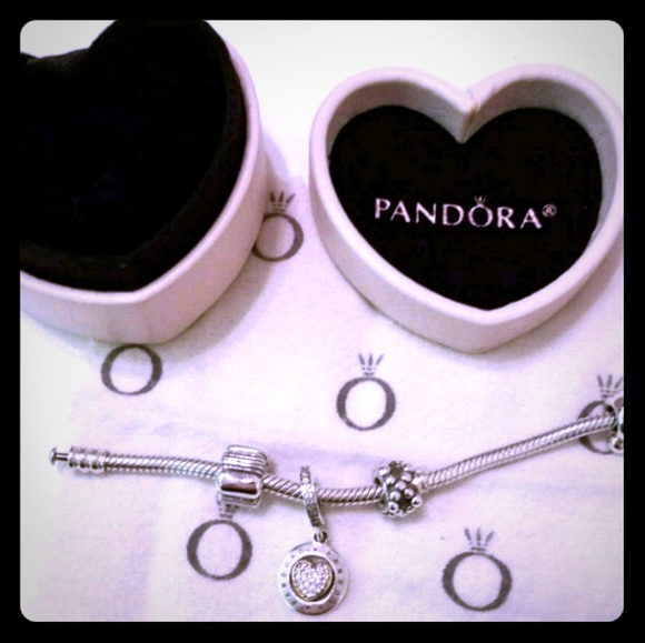 🌷Sold!! Pandora Set of 3 Pretty Charms! - Picture 1 of 4